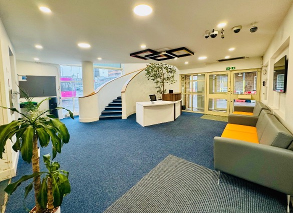 Sceptre House interior – study space 1